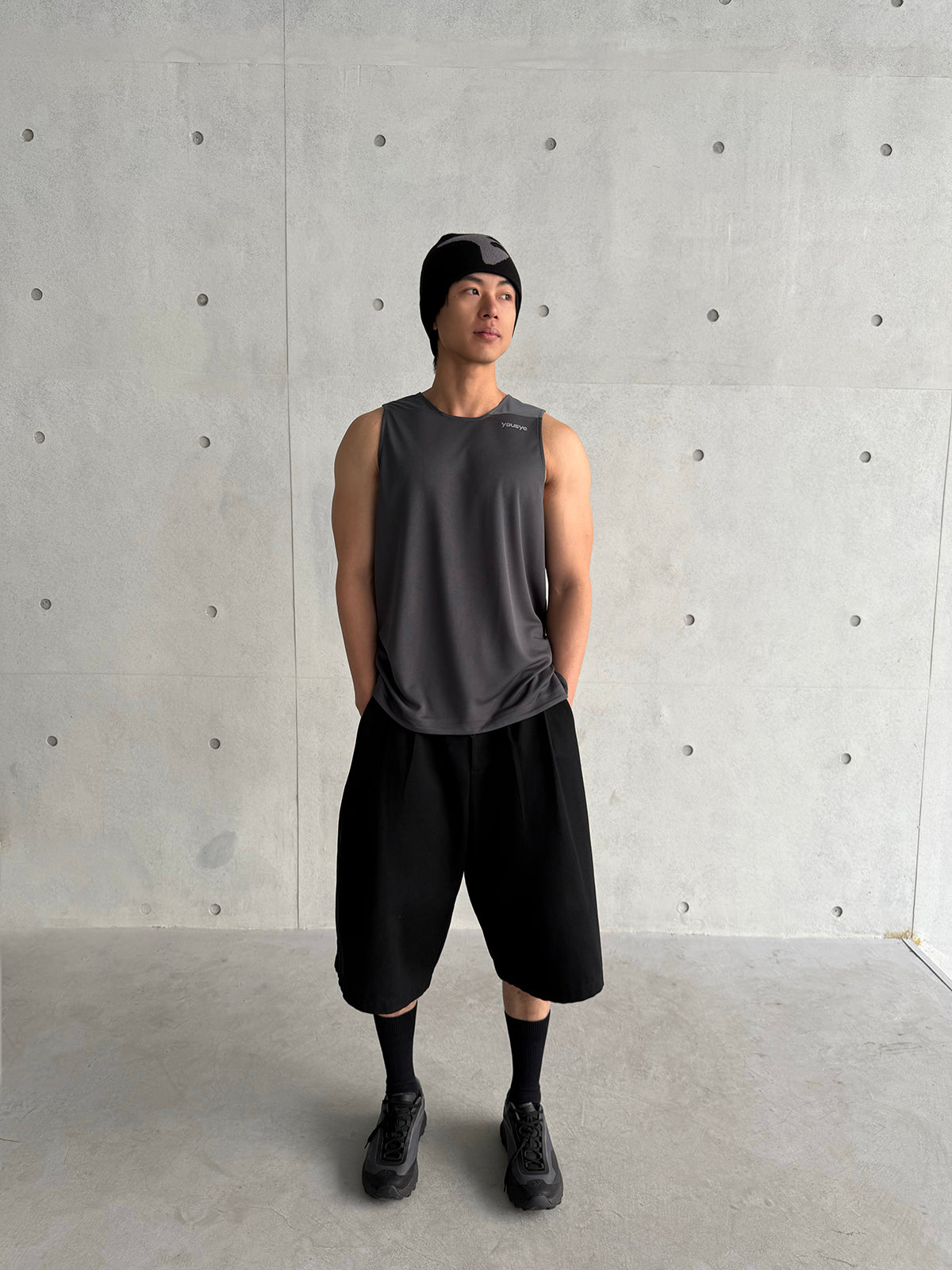 Yausye Tank 20 Grey