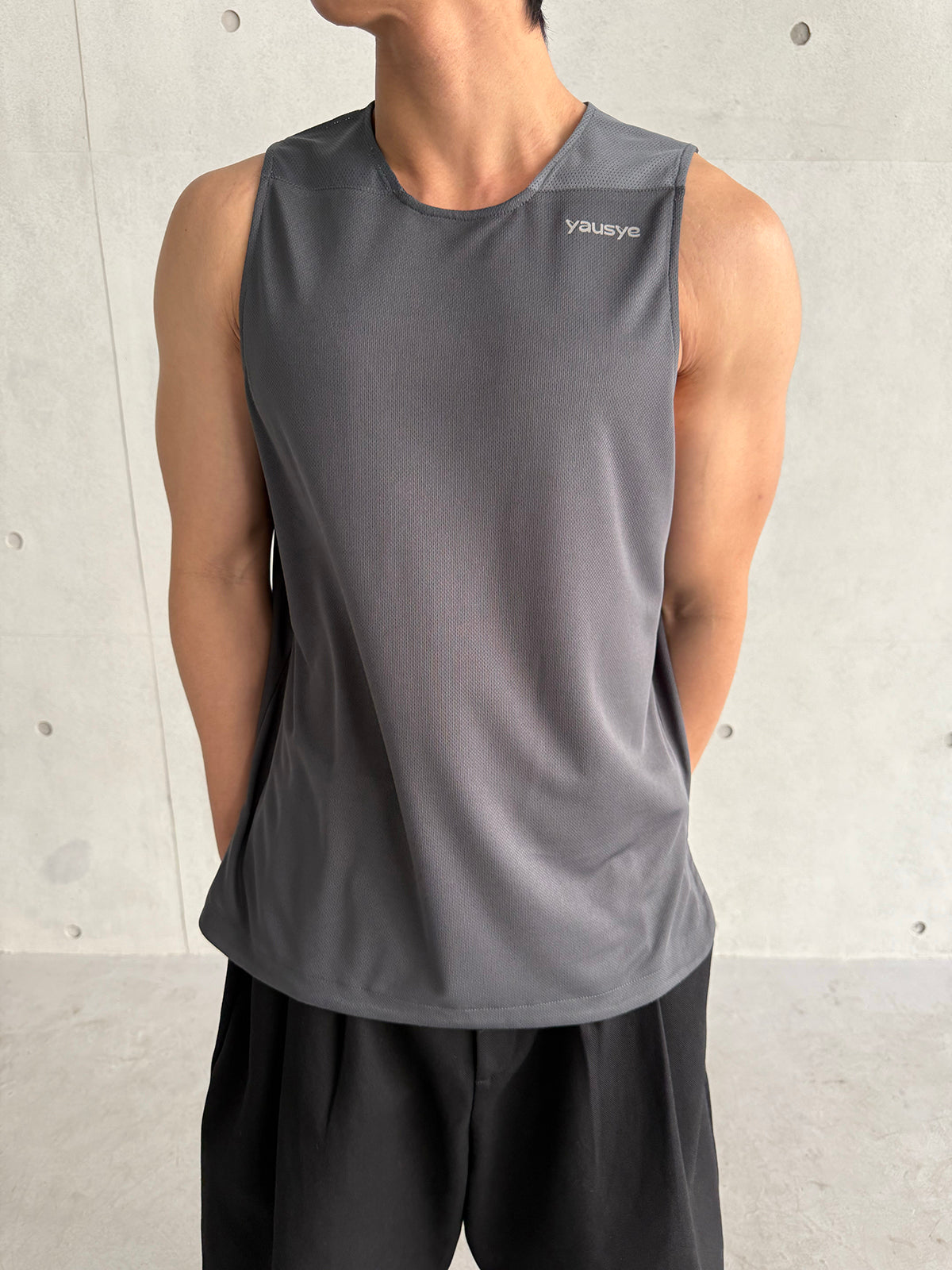 Yausye Tank 20 Grey