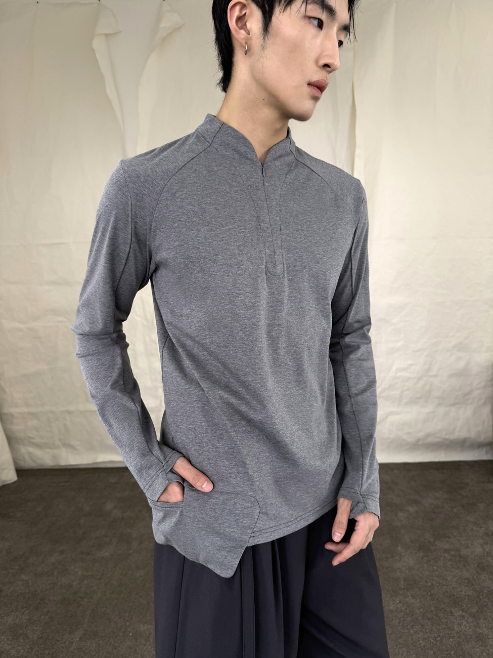 Yausye Tshirt 66 Dark Grey