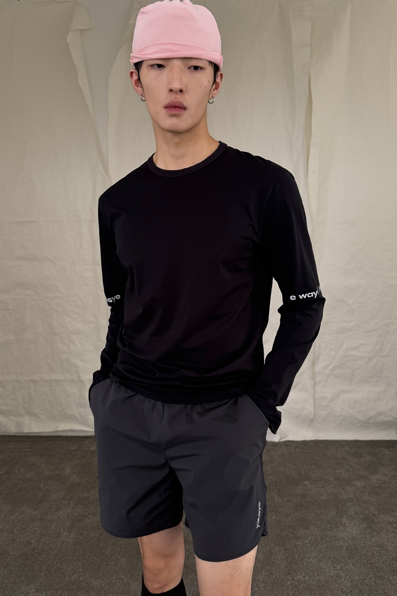 Yausye Tshirt 69 Black