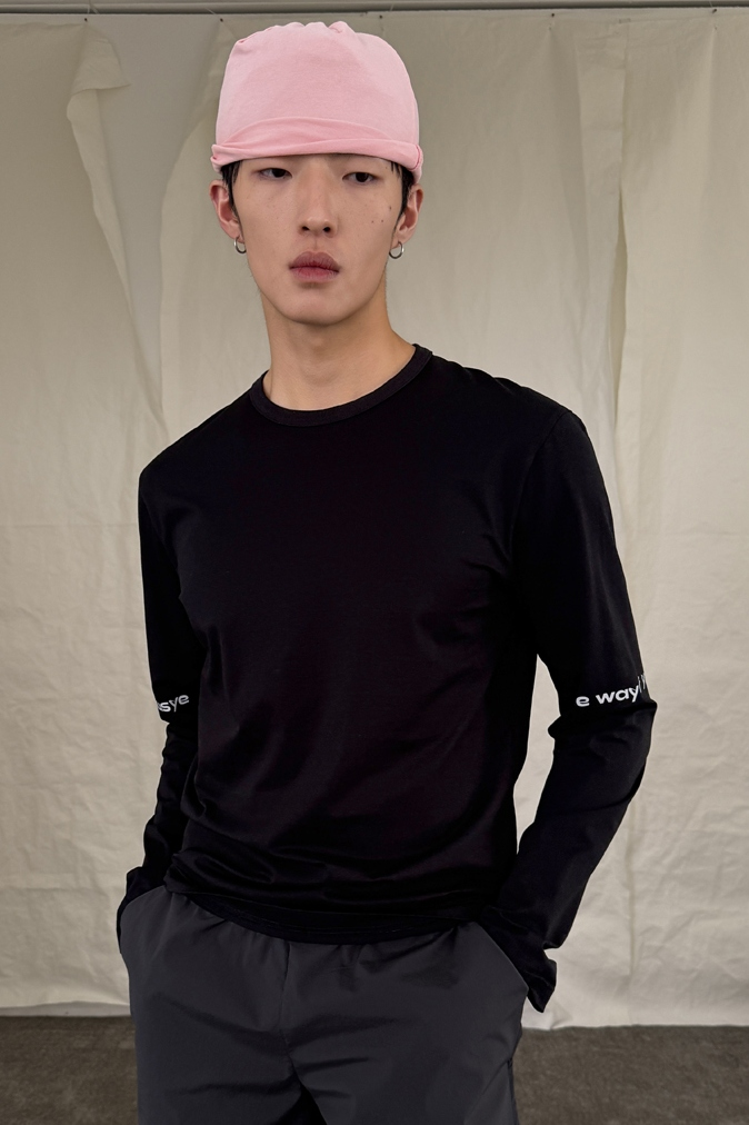 Yausye Tshirt 69 Black