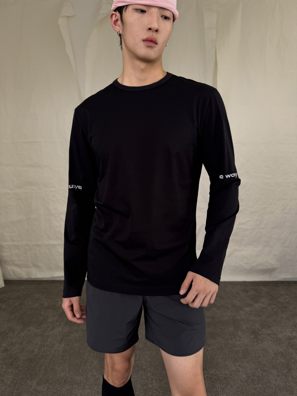 Yausye Tshirt 69 Black