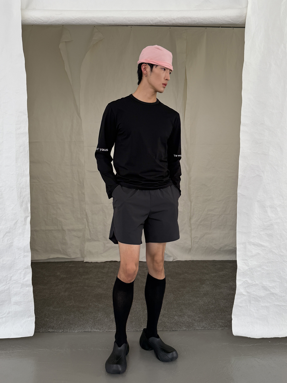 Yausye Tshirt 69 Black