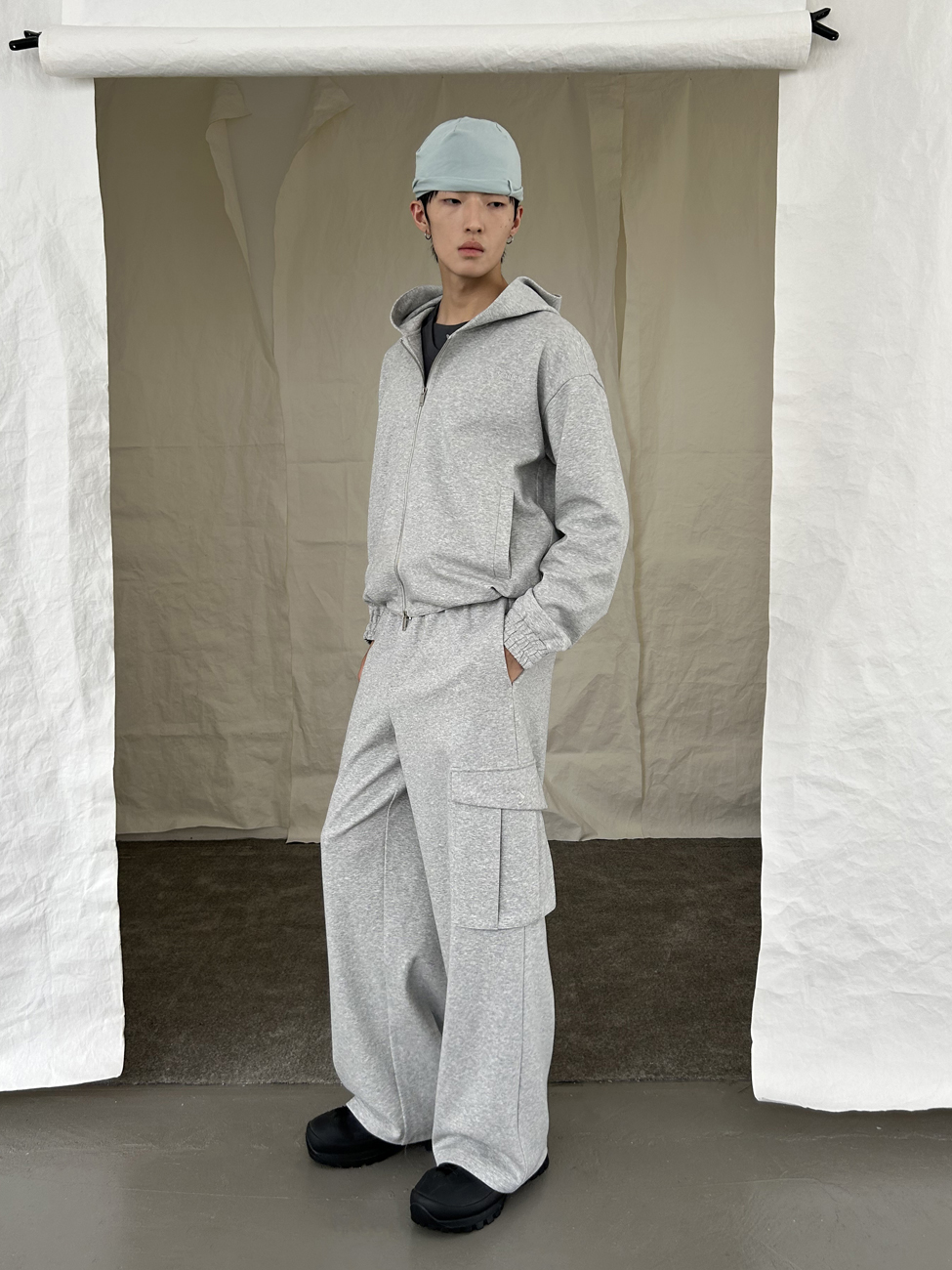 Yausye Hoodie 64 Light Grey