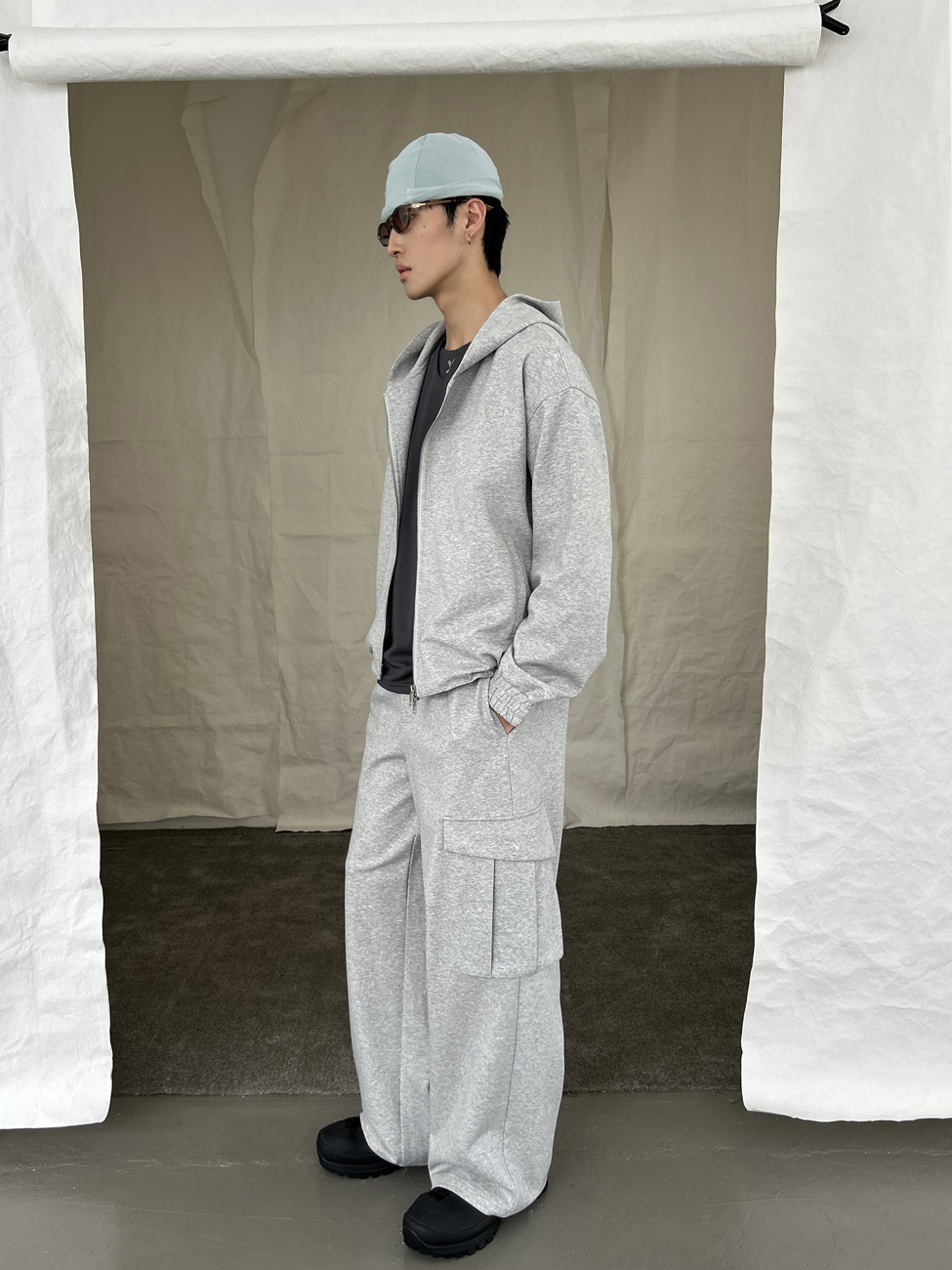 Yausye Hoodie 64 Light Grey
