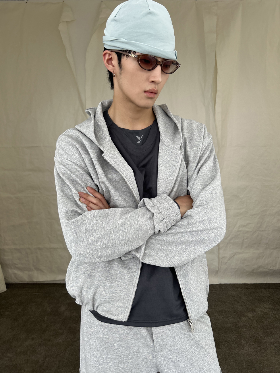 Yausye Hoodie 64 Light Grey