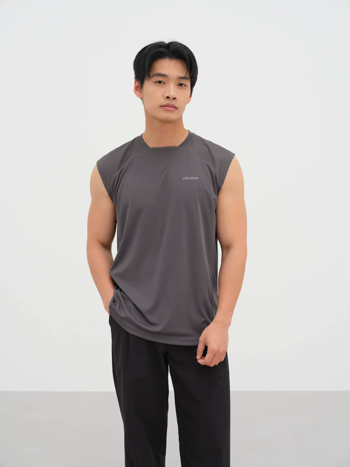Yausye Tank 27 Dark Grey