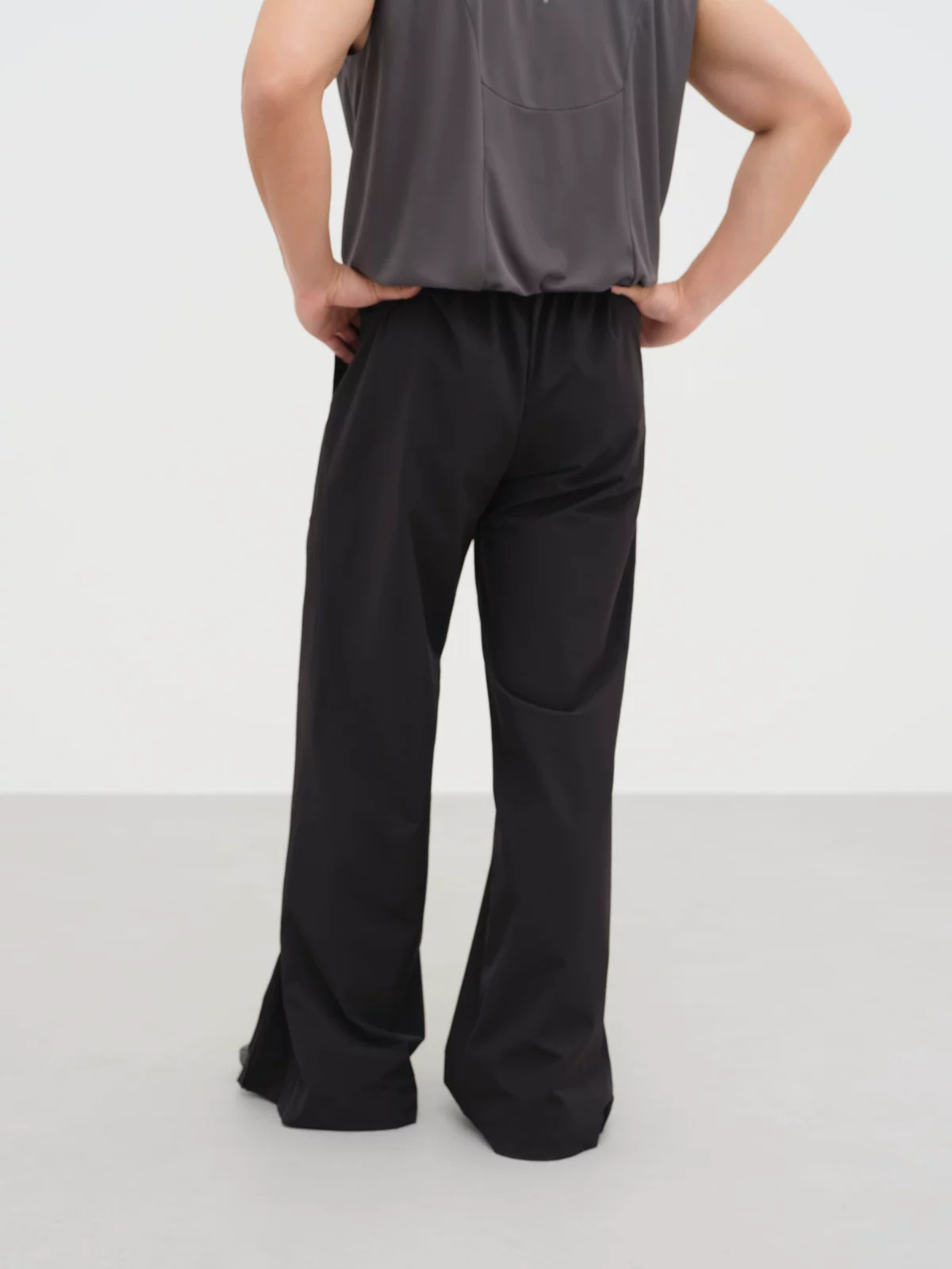 Yausye Zip Trousers Black