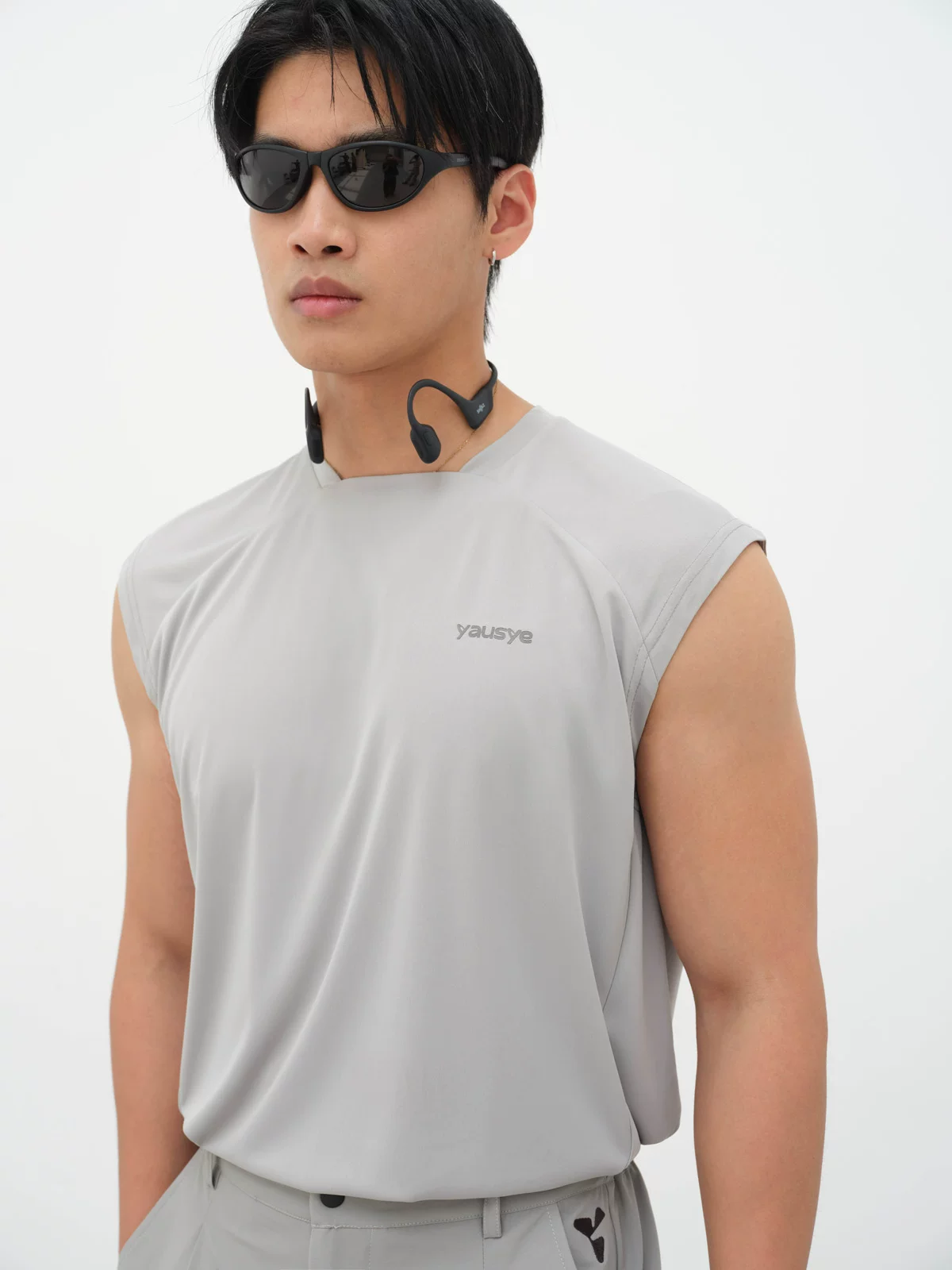 Yausye Tank 27 Grey